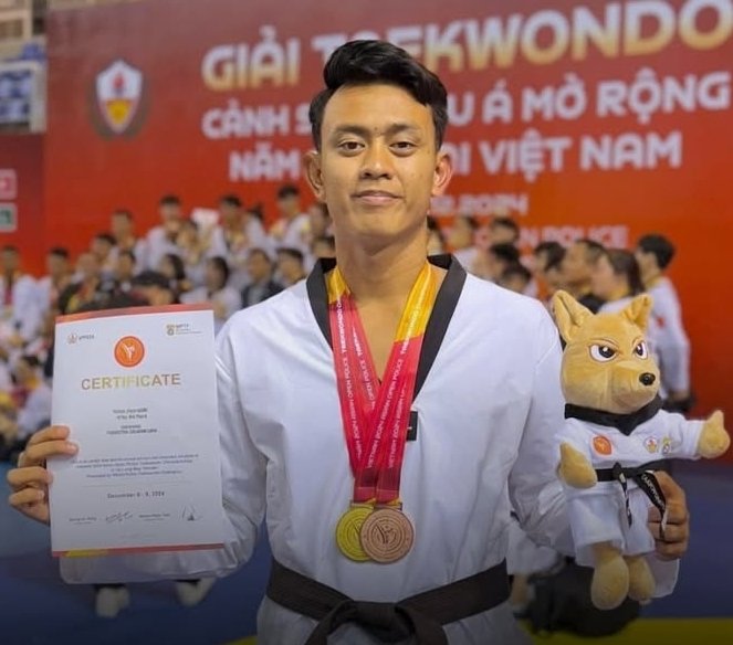 Personel Biro SDM Polda Jambi Ukir Prestasi di Asian Open Police Taekwondo Championship