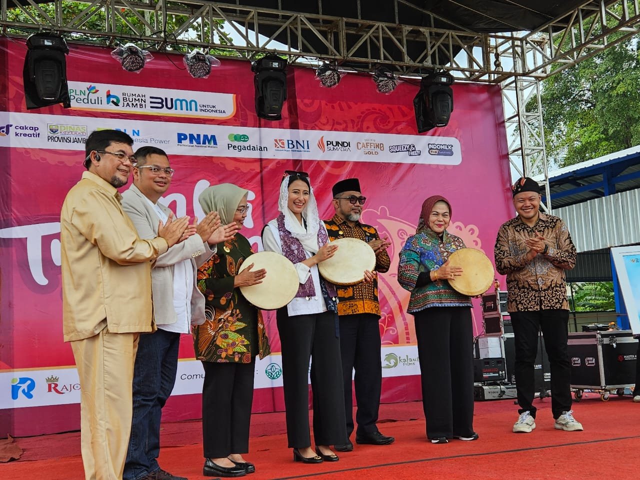 Kunker di Jambi, Wamendag Dorong UMKM Naik Kelas ke Pasar Global