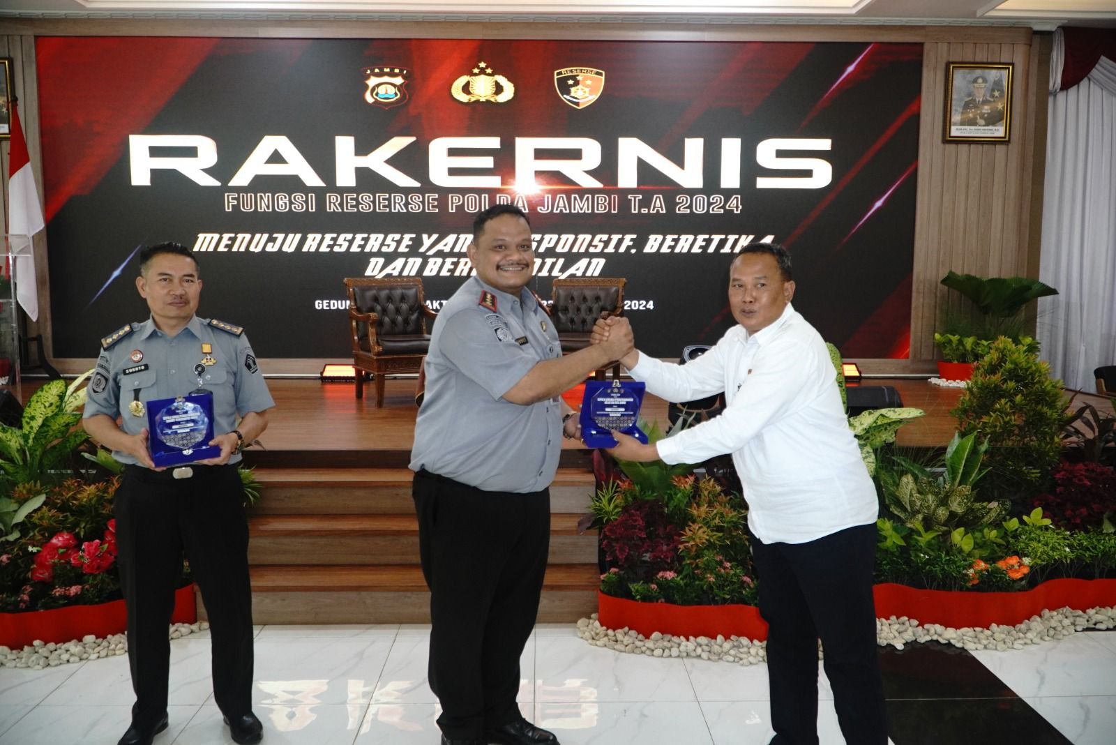 Yunus M Simangunsong Jadi Narasumber dalam Rakernis Fungsi Reserse Polda Jambi: Sinergitas dan Harmoni