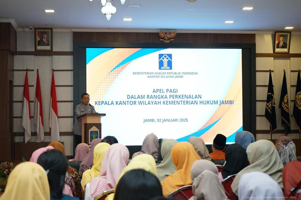 Kakanwil Kemenkum Jambi Idris Pimpin Apel Pagi Perdana di 2025