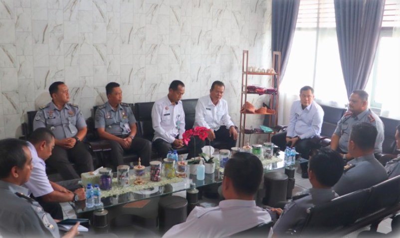 Sambut Kunjungan Kakanwil Ditjenpas, Kalapas Jambi Komitmen Dukung Penuh Program Menteri Imigrasi dan Permasyarakatan