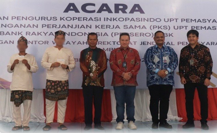 BRI Cabang Jambi Serahkan Buku Tabungan Kepada Warga Binaan Yang Ikut Serta Dalam Kegiatan Kemandirian Lapas Jambi