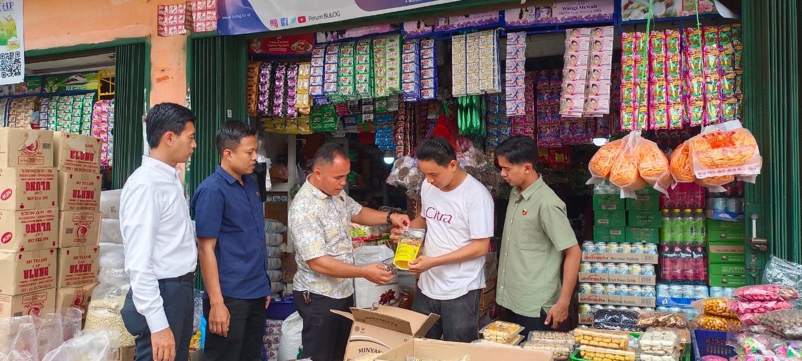 Satgas Pangan Polda Jambi Cek Stok dan Harga Minyak serta Beras di Pasar Angso Duo