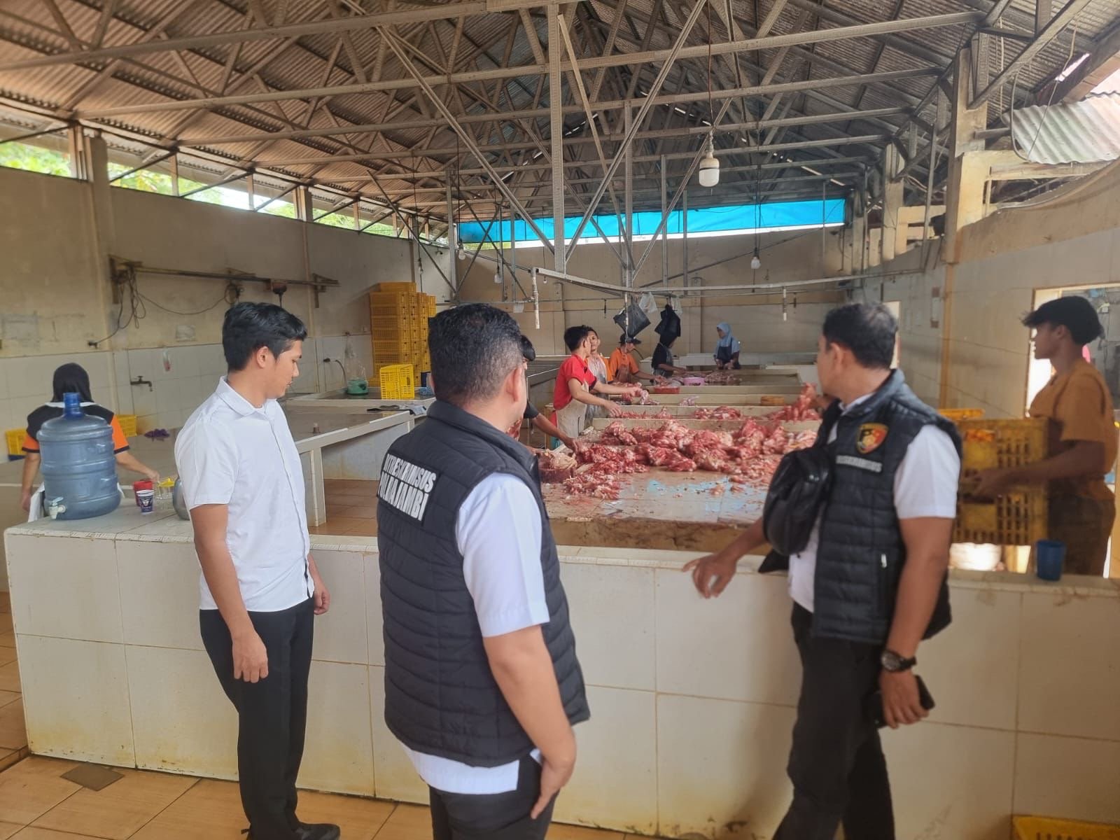 Satgas Pangan Polda Jambi Lakukan Pengecekan Ayam Potong, Stok Cukup untuk Lebaran