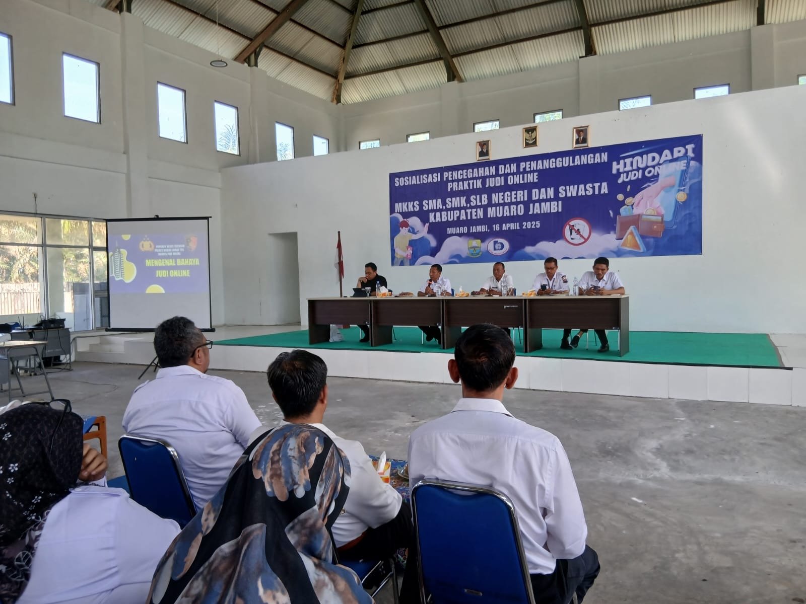 Cegah Judi Online, Disdik Jambi Gandeng Polres Muarojambi Edukasi Siswa di SMAN Titian Teras