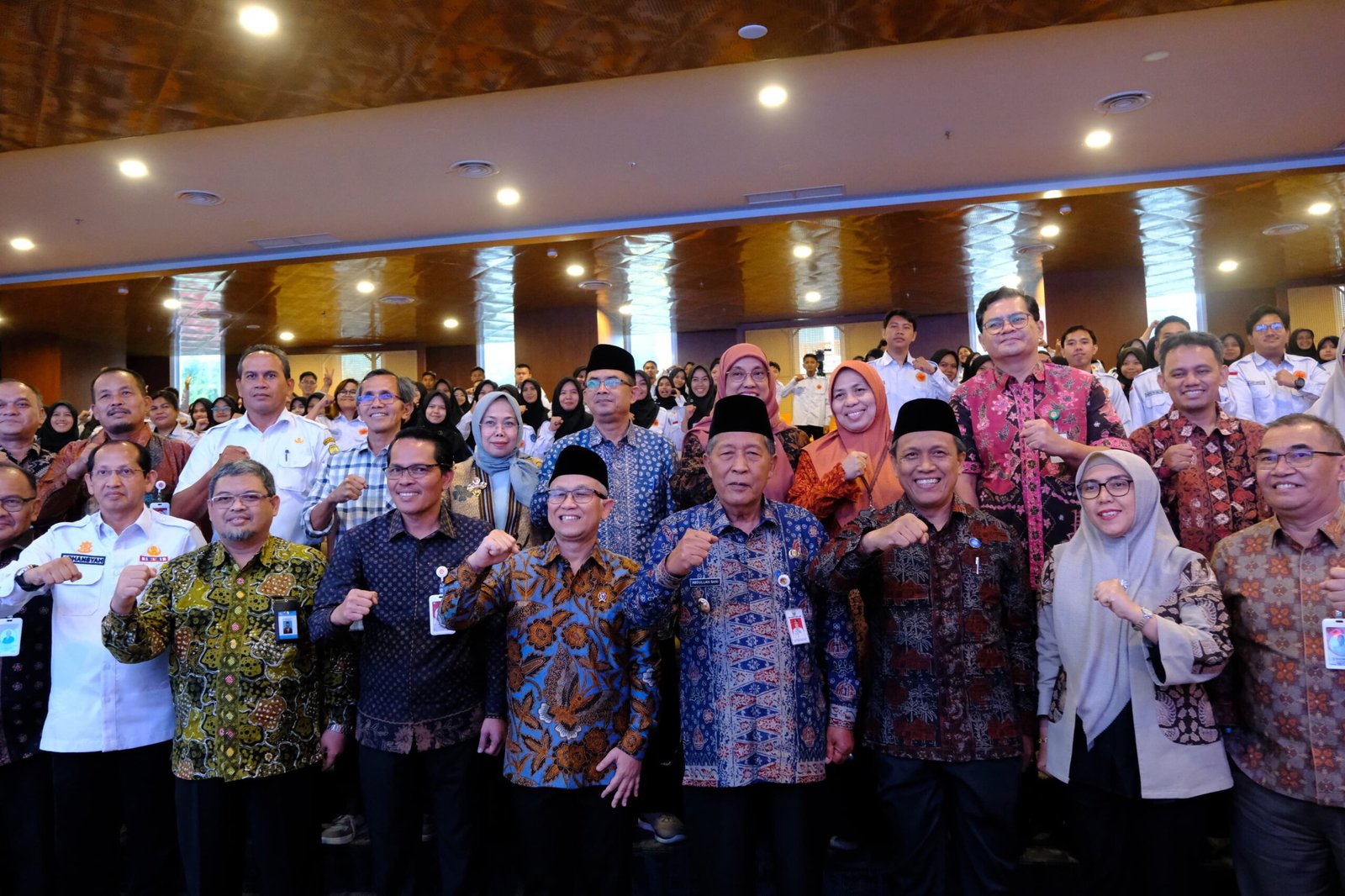 Wagub Jambi-Wamendikdasmen Ajak Sinergi Semua Pihak Wujudkan Pendidikan Bermutu dan Berdaya Saing