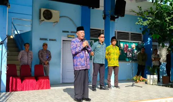 Kadisdik Syamsurizal Dampingi Kunjungan Abdullah Sani ke SMKN 5 Kota Jambi