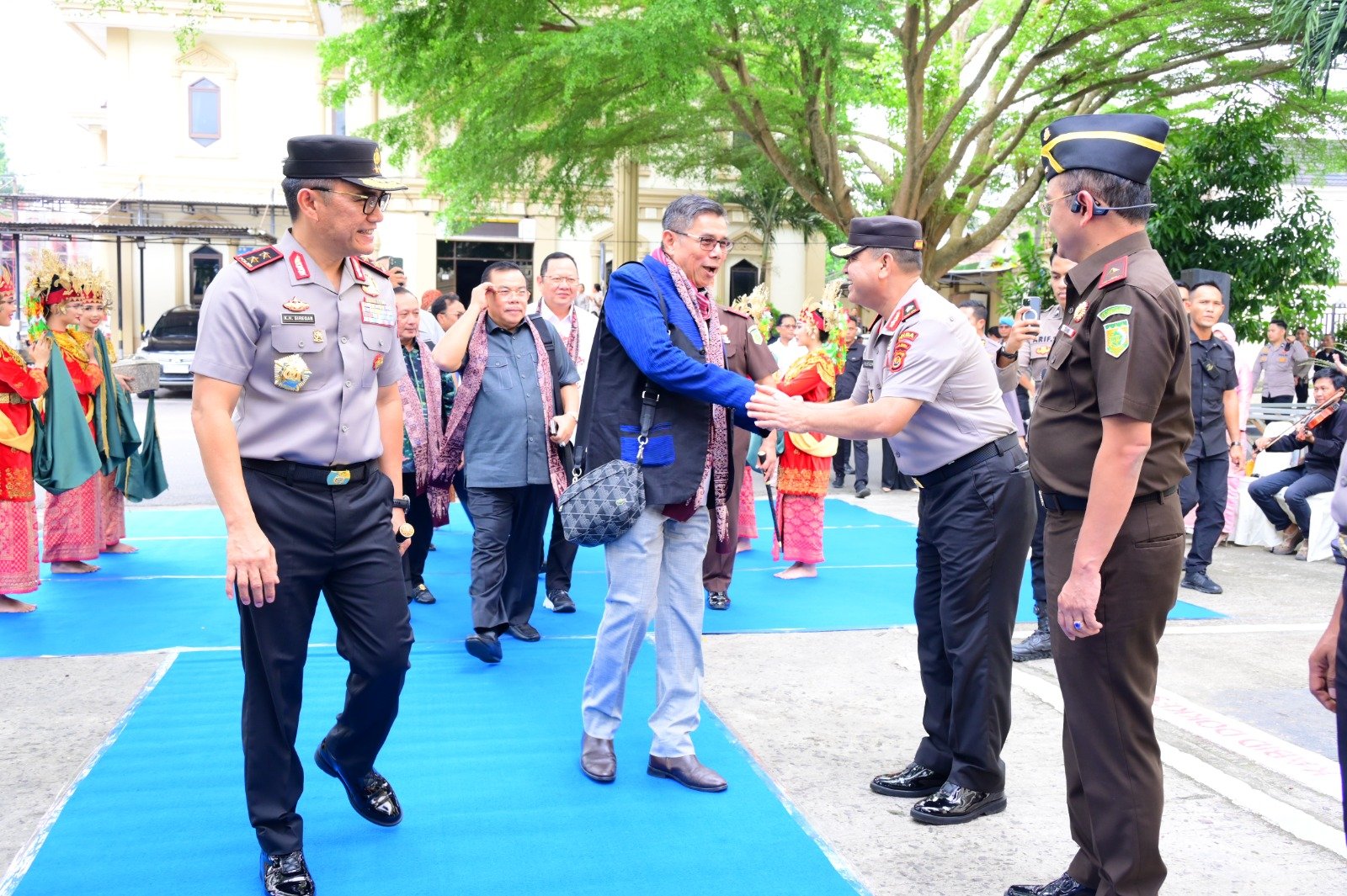 Update Kasus Guru Honorer Muaro Jambi: Komisi III DPR RI Puji Kinerja Polda Jambi