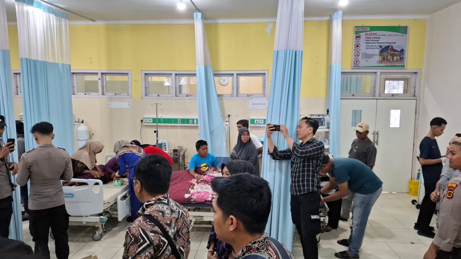 Puluhan Pelajar di Muaro Jambi Diduga Keracunan Usai Santap Makanan Bergizi Gratis