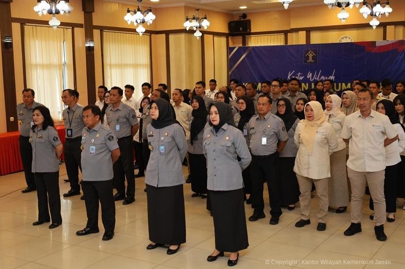 Kanwil Kemenkum Jambi Ikuti Apel Pagi Bersama Kemenko Kumham Imipas Secara Virtual
