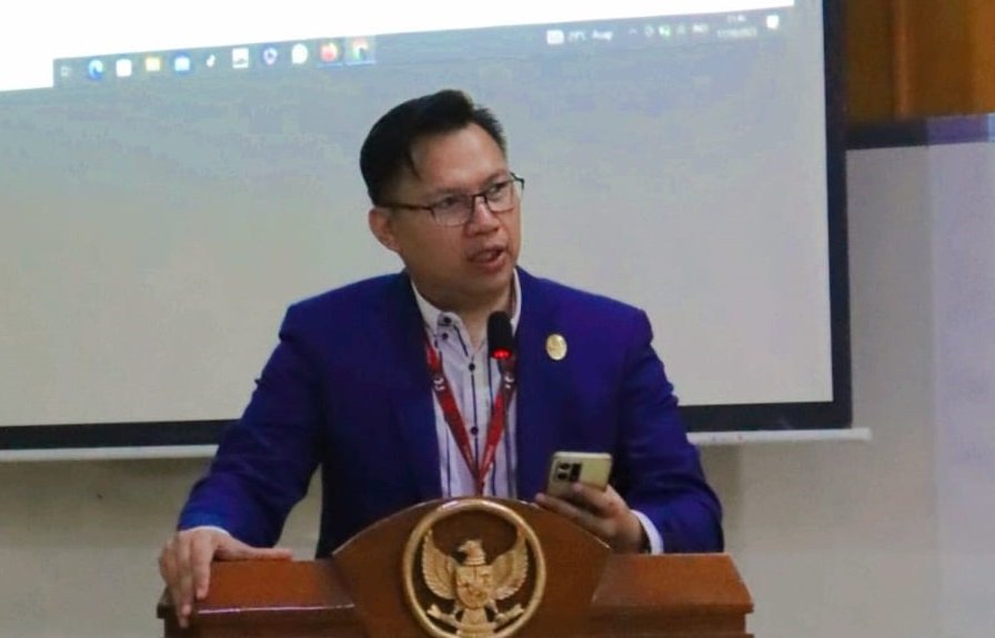 Dr. Mochammad Farisi Direktur Pusakademia Jambi.