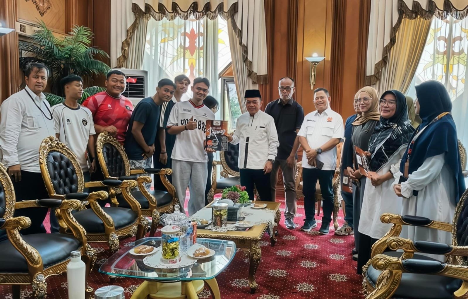 Pastikan Bonus Umroh Orang Tua Atlet Cair, Ketum KONI Jambi: Ini Perhatian Luar Biasa Gubernur
