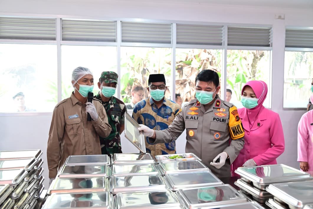 Wakapolda Jambi Brigjen Pol Benny Ali resmikan SPPG Jambi Timur.