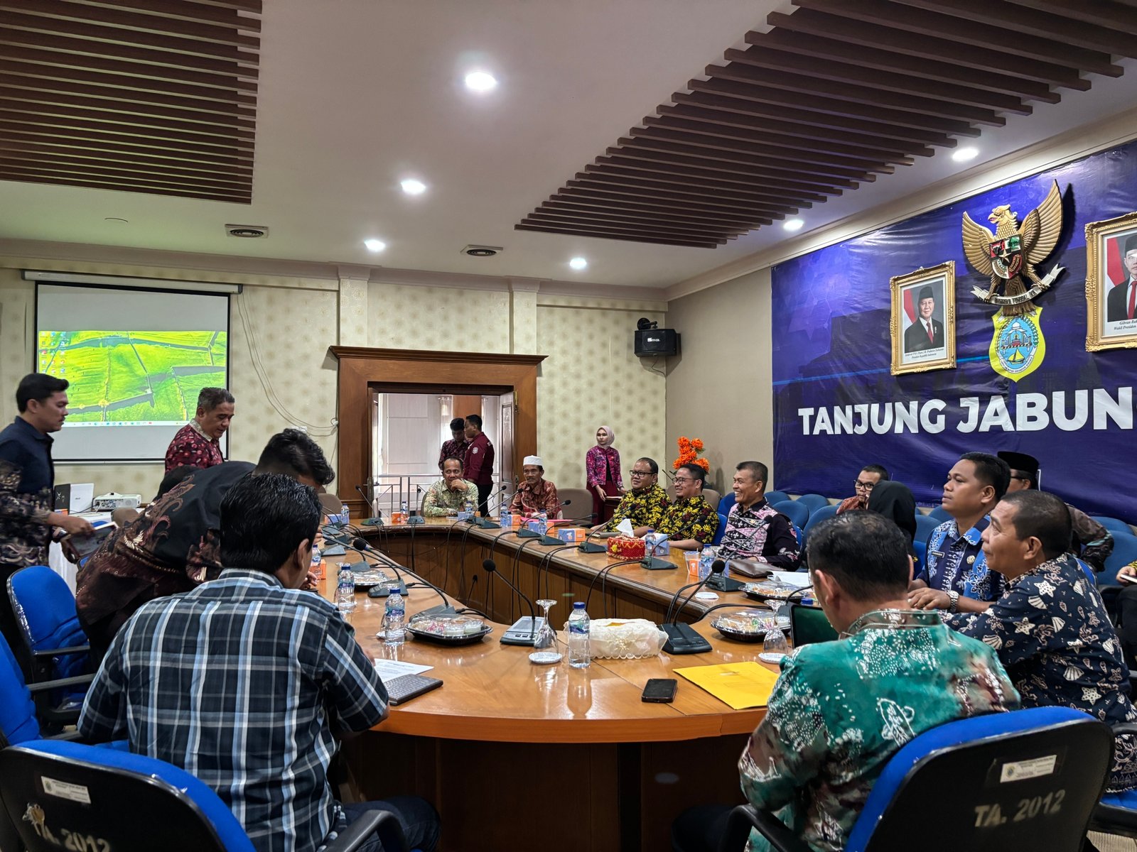 Kejar Target PI 10%, Pansus I DPRD Jambi Tinjau Kesiapan BUMD Baru Tanjab Timur