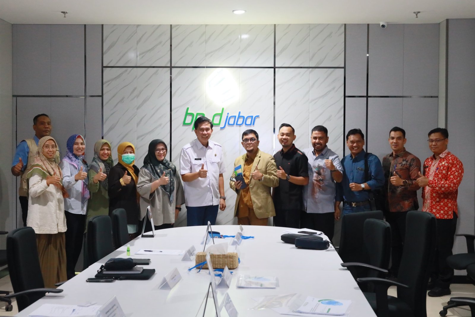 Ivan Wirata dan Komisi I DPRD Jambi kunjungan ke BP2D Jawa Barat.