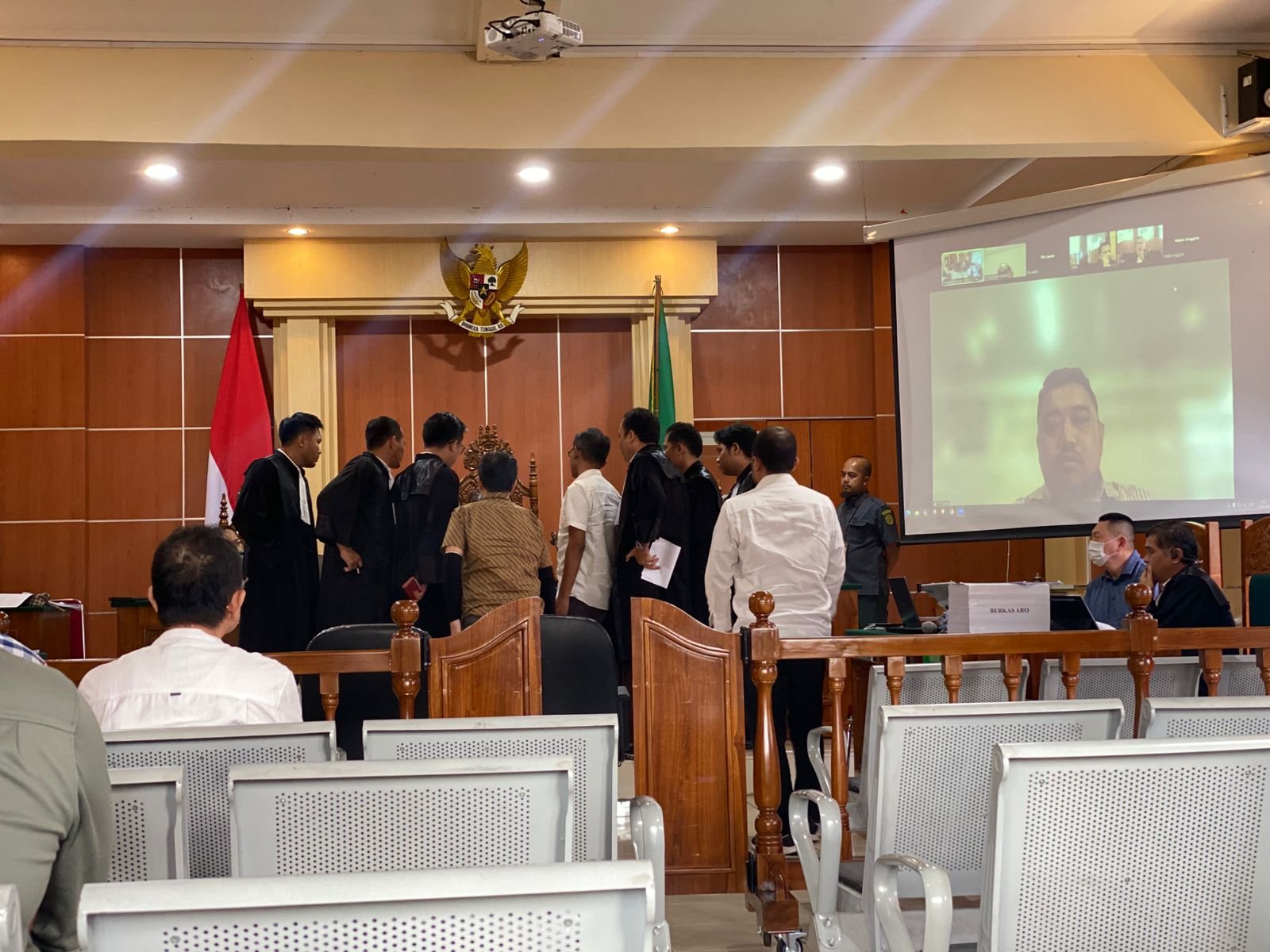 Erwin, Dosen Hukum Pidana Universitas Jambi saat memberikan keterangan mengenai aspek hukum pengoperasian barang sitaan negara.