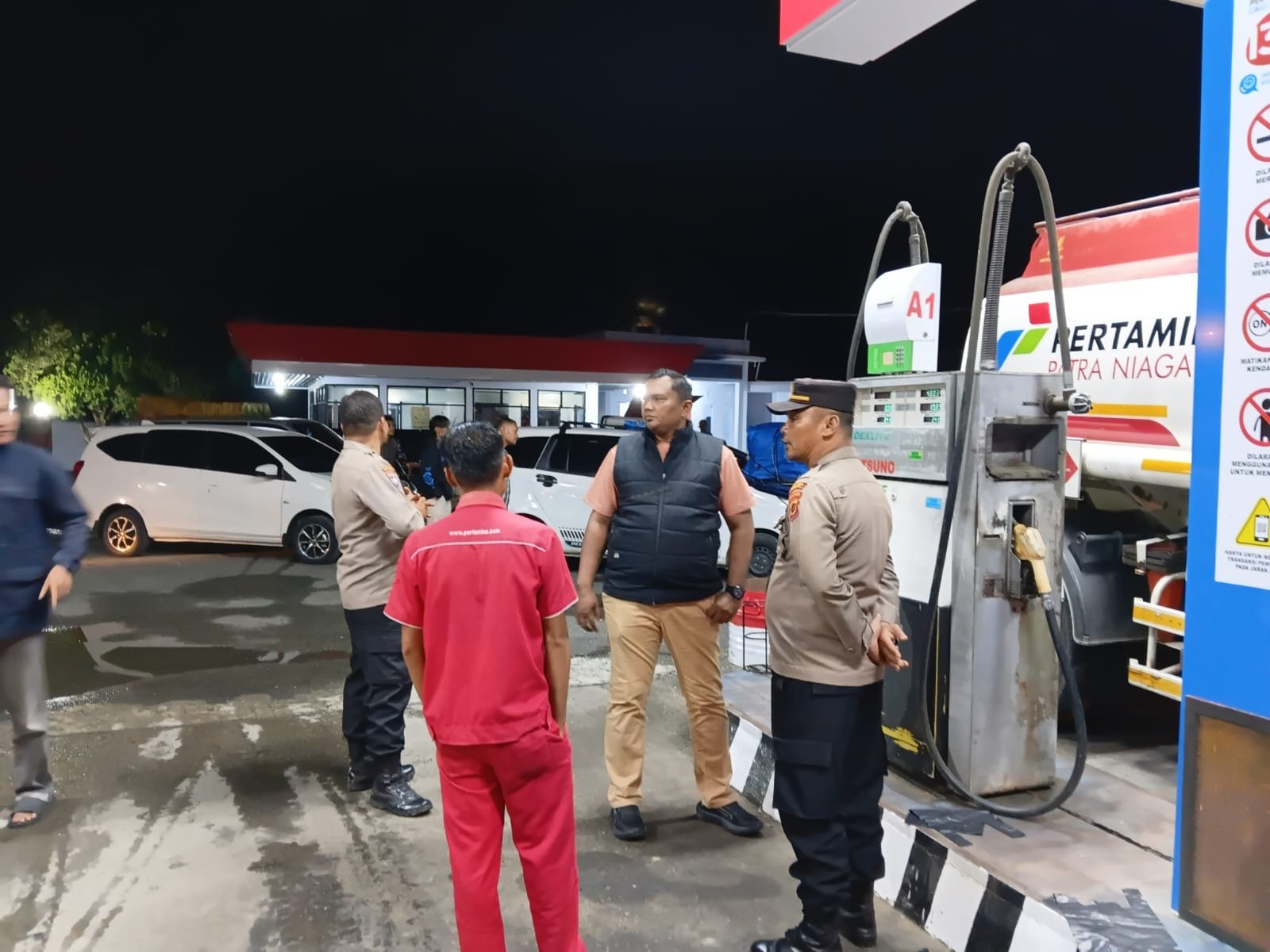 Polisi cek stok BBM di SPBU Jambi