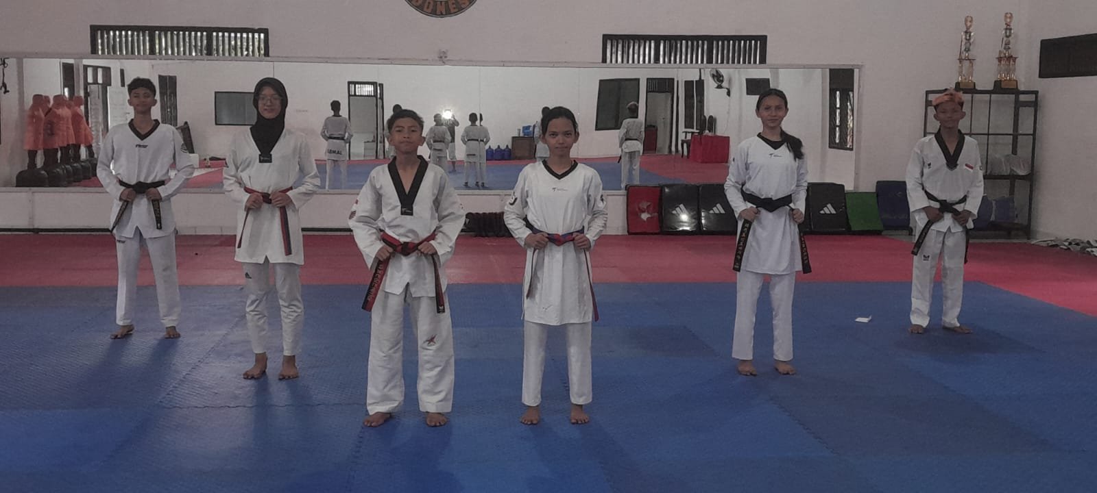 Pelepasan atlet taekwondo Jambi oleh Pengprov TI Jambi untuk mengikuti Kejurnas di Samarinda.