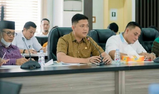 Ketua DPRD Jambi Hafiz Fattah Desak Perusahaan Segera Bayarkan THR Karyawan Sebelum Lebaran
