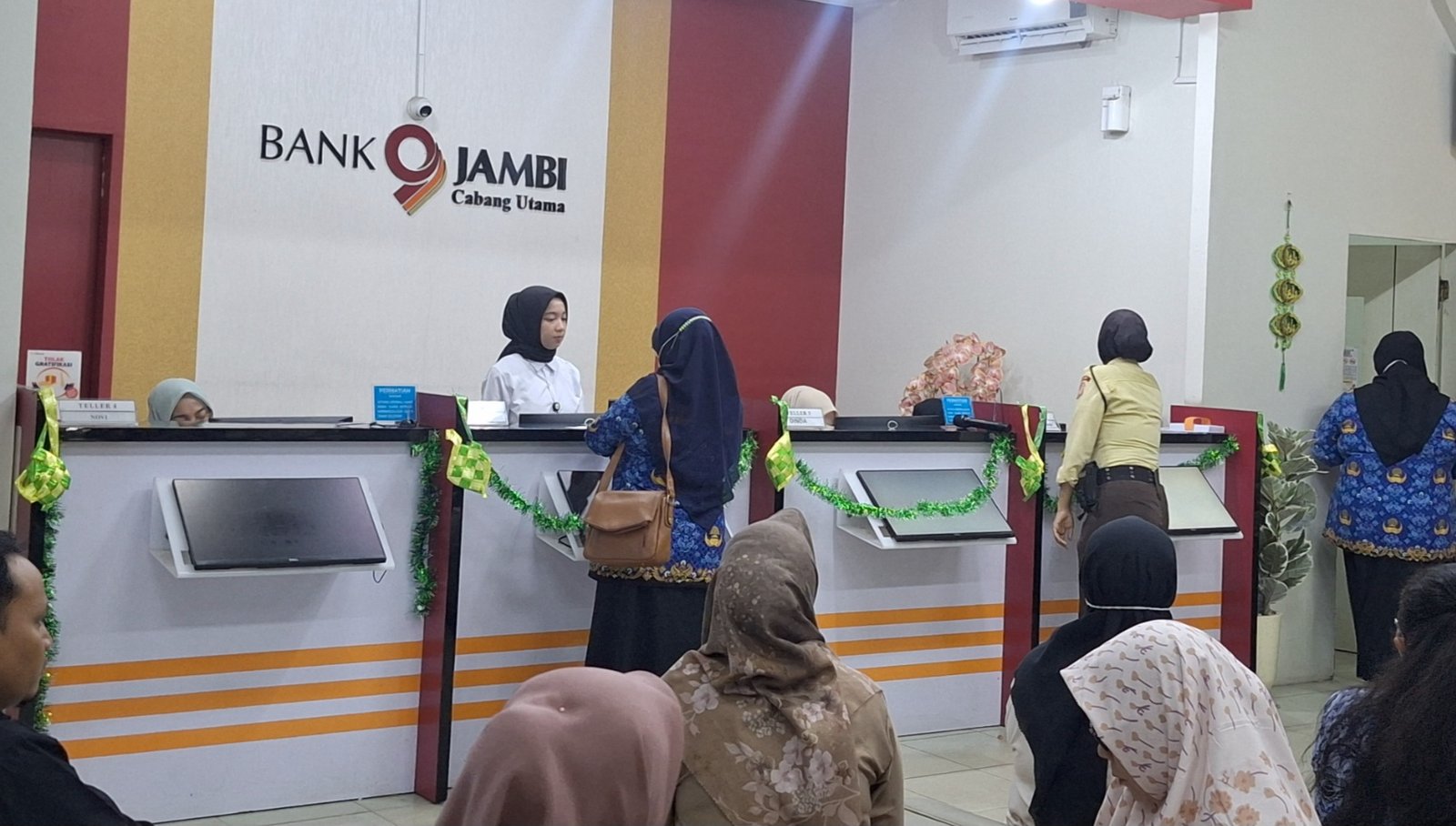 Besok! Bank Jambi Buka Layanan Terbatas Sabtu 4 April, Fokus Ganti Kartu ATM