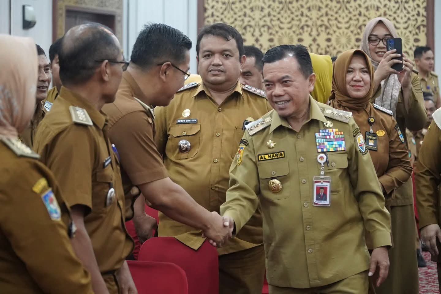 Gubernur Jambi Al Haris membuka Rakor Camat Se-Provinsi Jambi 2026