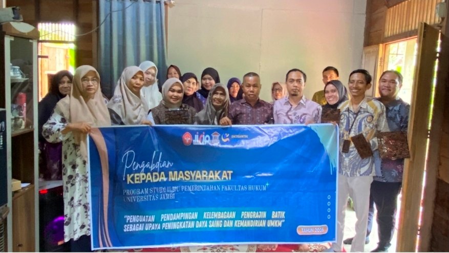Tim PPM UNJA mendampingi pengrajin batik Tanjung Raden Kota Jambi