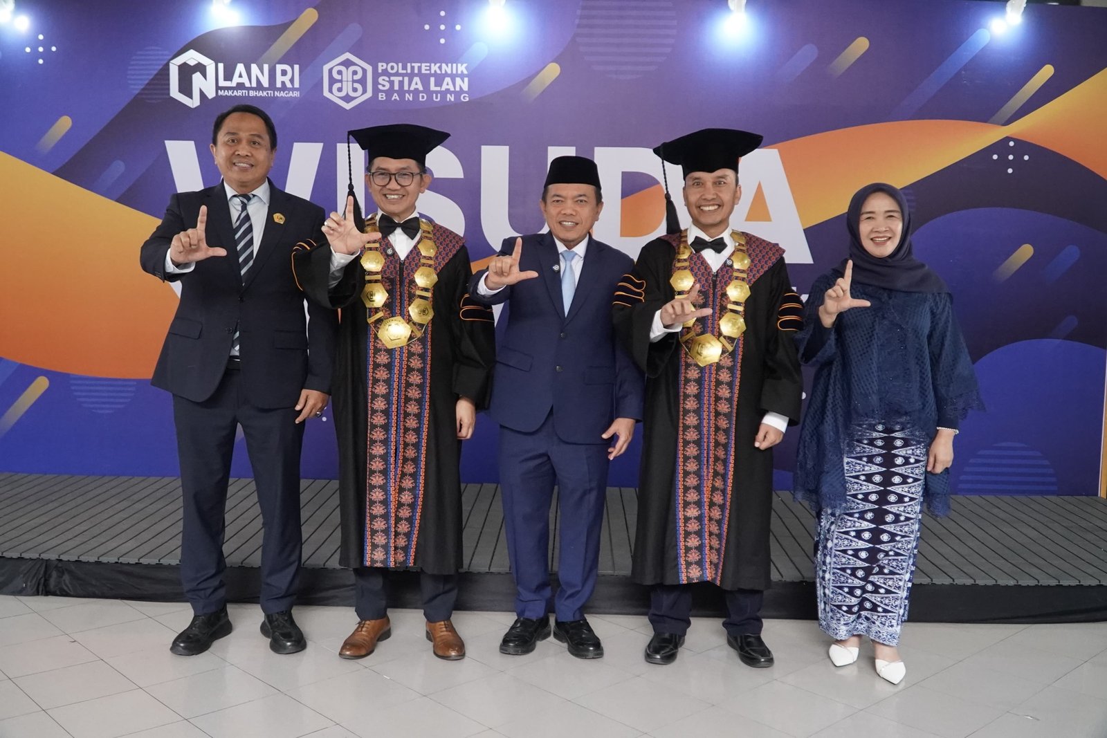 Al Haris menghadiri Wisuda XLIV Poltek STIA LAN Bandung