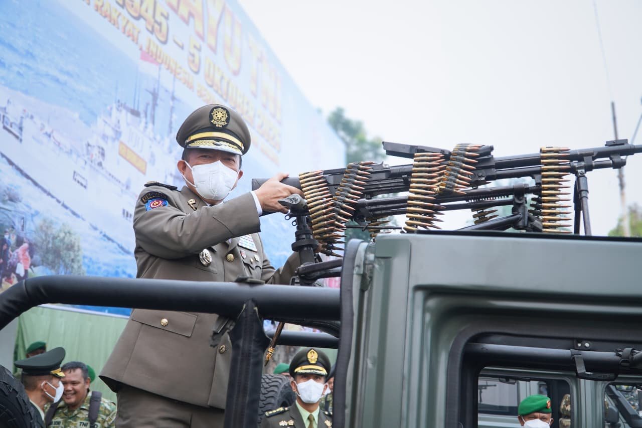 Gubernur Jambi Al Haris menghadiri HUT TNI ke-81 di Makorem 042 Gapu Jambi