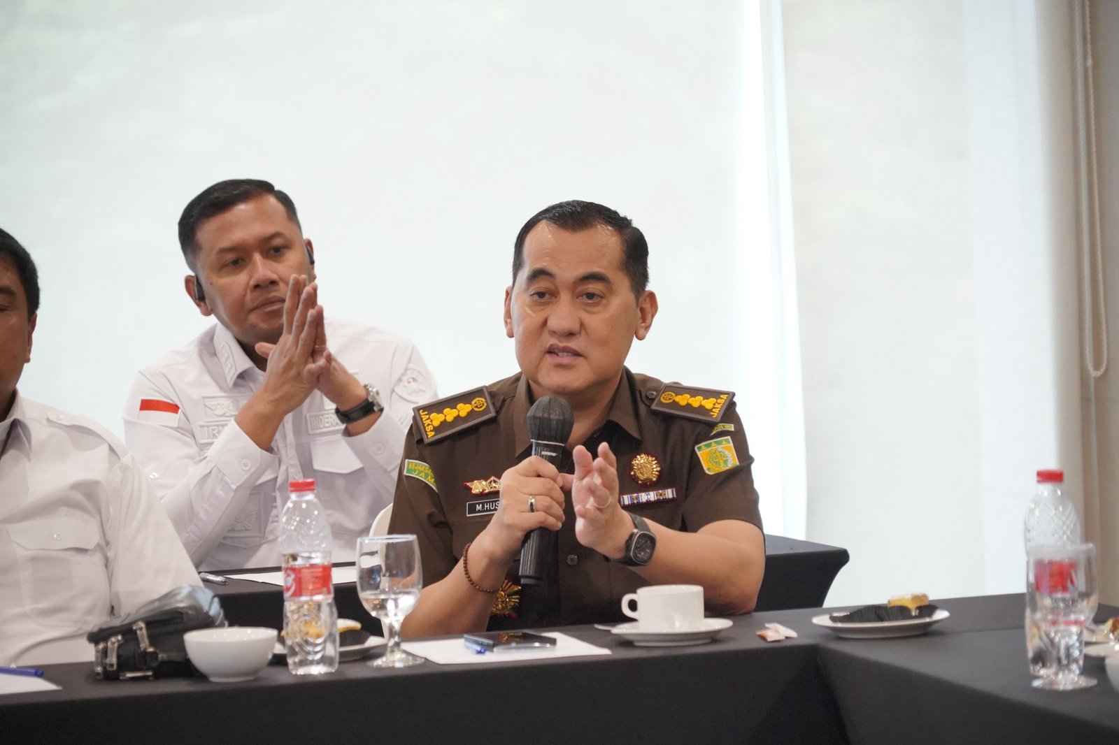 Kejati Jambi dan PLN UIP SBS menandatangani pakta integritas pengamanan pembangunan strategis proyek SUTET 500 kV Muara Enim–New Aur Duri.