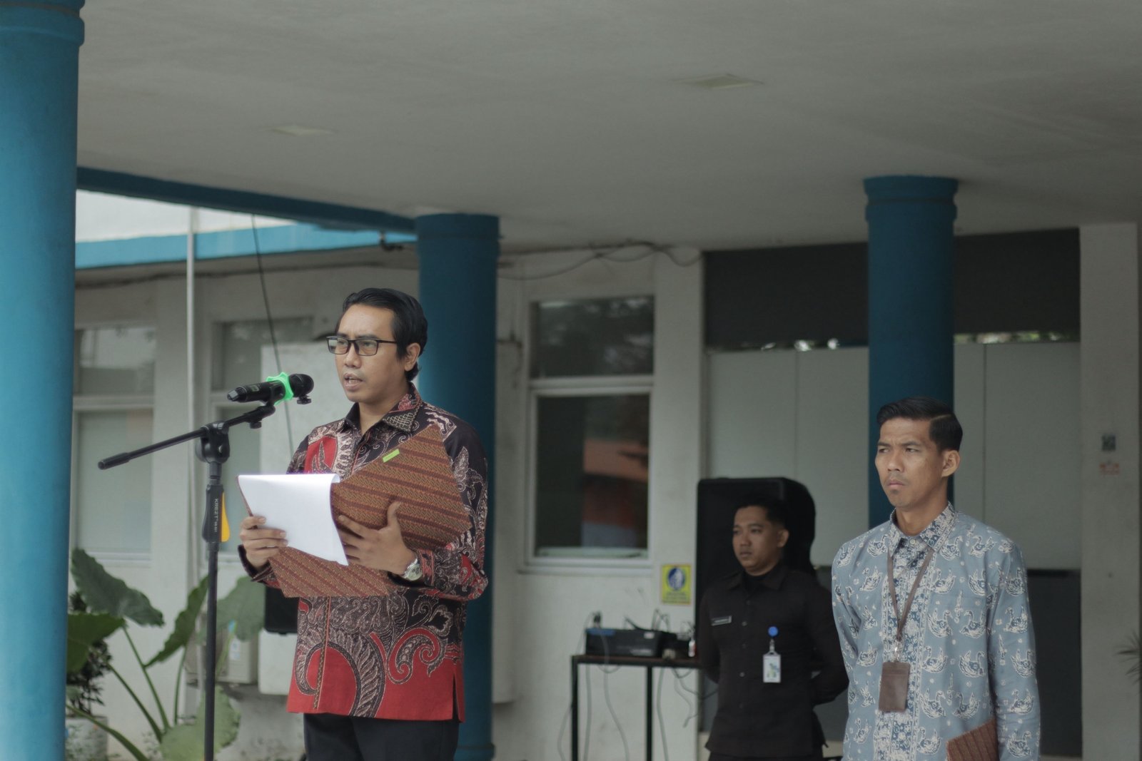 Upacara peringatan Hari Sumpah Pemuda ke-98 di lingkungan Pelindo Regional 2 Jambi